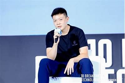 探索未来科技与人性碰撞的电影《超能查派》完整版免费观看指南